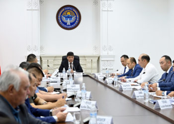 Төрөбаев күз-кыш мезгилине даярдык көрүү боюнча жыйын өткөрдү