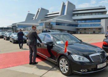 Акылбек Жапаров Минск шаарына жумушчу сапары менен барды