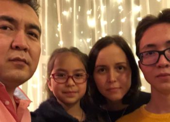 Москвада режиссёр Нурбек Эгендин кызынын китеби жарык көрдү