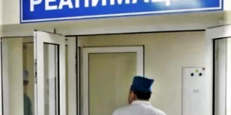 Кыргыз-тажик чек арасында октон жаракат алып, операция жасалган чек арачы жандандыруу бөлүмүндө
