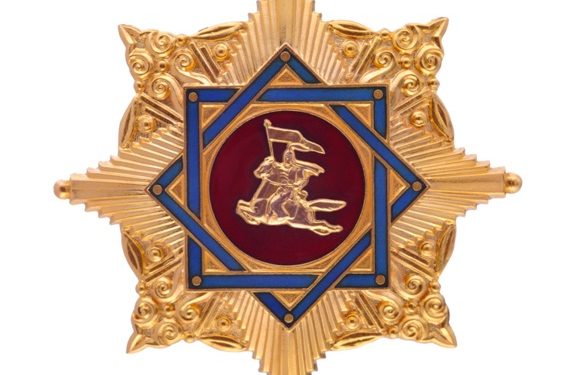 Эрбол Султанбаев: «Токаевге сыйлык тапшыруу пландалган эмес болчу»