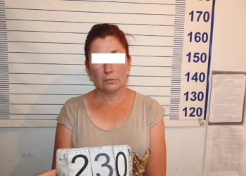 «Уруша кетип бычак сайган». Кеминде күйөөсүн өлтүрүүгө шектелген аял кармалды