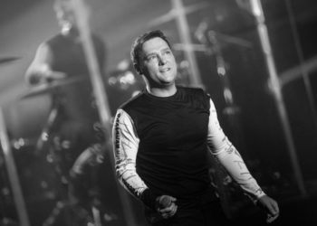 «Үй-бүлөсүнө баруу үчүн билет сатып алган». Шатуновдун досу экөөнүн акыркы сүйлөшүүсү тууралуу айтып берди