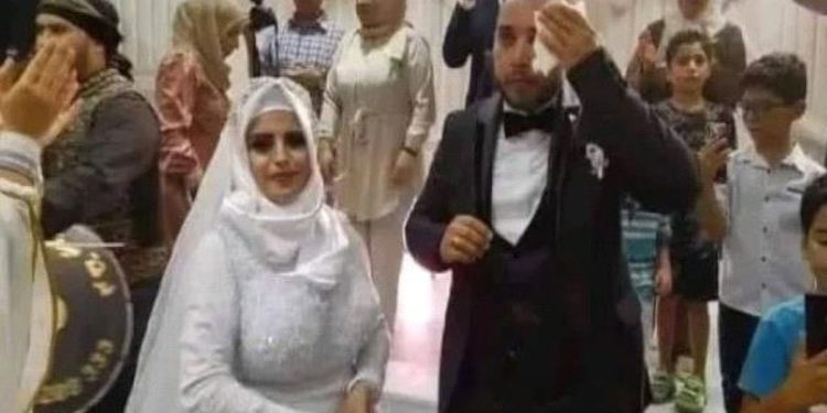 Тунистик жаран кыз апасына жакпай калганы үчүн үйлөнүү тоюн токтотуп салган (фото)