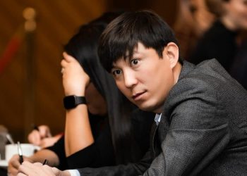 Кокуловдун «атайын банкрот кылып жаткандай» дегенинен кийин «Ак-Кеме» мейманканасынын мурунку жетекчиси кармалды