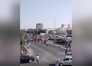 Өзбекстанда конституциялык реформадан улам каршылык акциялары башталды