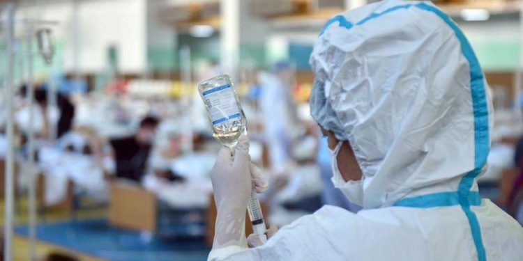 Саламаттыкты сактоо министрлиги COVID-19дун кезектеги толкунуна даяр экенин билдирди