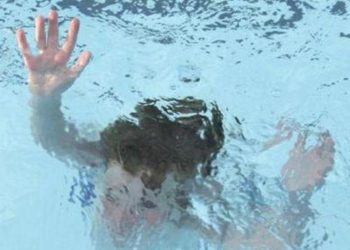 Ысык-Көлдө 7 жаштагы бала көлгө чөгүп, көз жумду