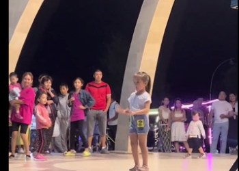 Атың чыкпаса «Ынтымак» паркына бар! Кичинекей кыздын паркта бийлеген видеосу коомчулуктун көңүлүн бурду (видео)