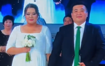 «Напарниктер», «Он жылдык» тасмаларында тартылган актёр Адилет Азиев үйлөндү (видео)