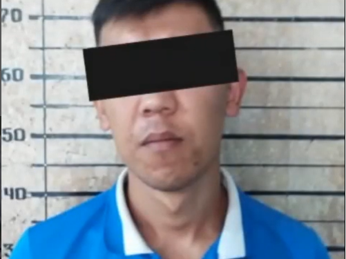 Бишкекте соода борборунан 154 миң сому бар сумканы уурдап кеткен шектүү кармалды