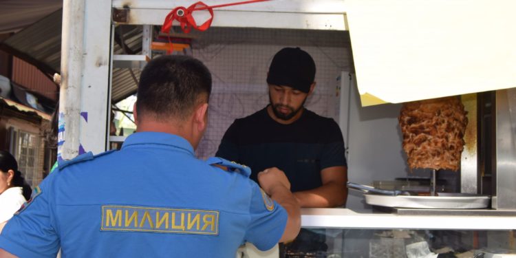 Жалал-Абадда санитардык норманы сактабаган 50дөн ашык тамактануучу жай жабылды