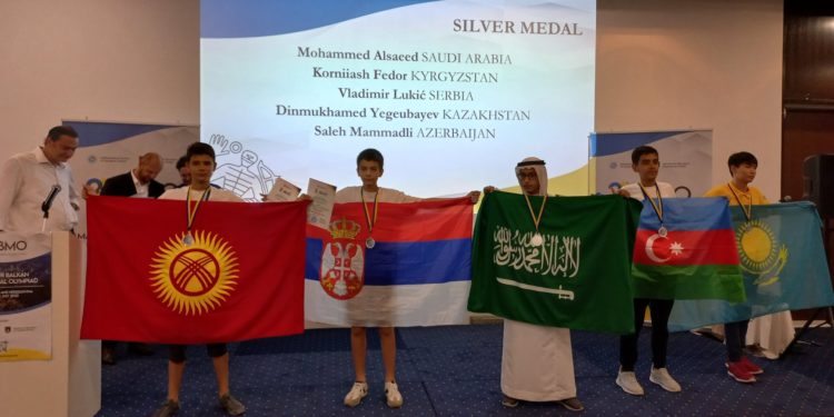 Кыргызстандык окуучу Балкан олимпиадасында күмүш медалга ээ болду
