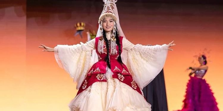 Польшада өткөн «Miss Supranational» сулуулар сынагына катышкан Ширин Алайчиева байгеге илинбей калды (фото, видео)