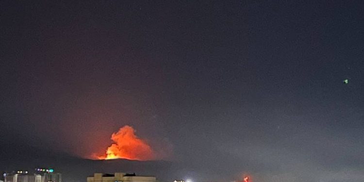 Бишкекте Чоң-Арык айылында тоо боору өрттөнүп кетти