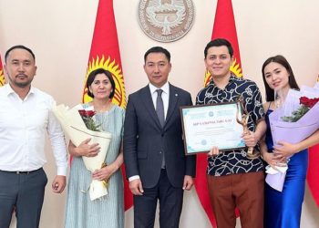 Ырчы Бек Исраилов дагы бир эл аралык сынакка катышууну пландоодо