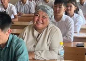 «Ынтымак» паркында жылдызы жанган Бегимай Турусбекова окууга тапшырды