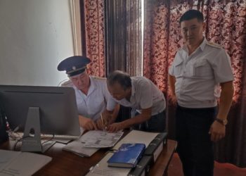 Эшигин ачып айдаган 107-маршруттук унаага 7500 сом айып салынды (видео)