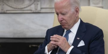 АКШ президенти Жо Байден коронавирус жугузуп алды