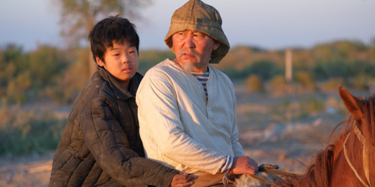 Режиссёр Актан Арым Кубат япон-казак тасмасында башкы ролду жаратууда (фото)