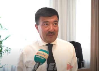 Депутат Сыдыков: «Кеңсемди жасалгалоого 500 миң сомдой эле акча кетти»