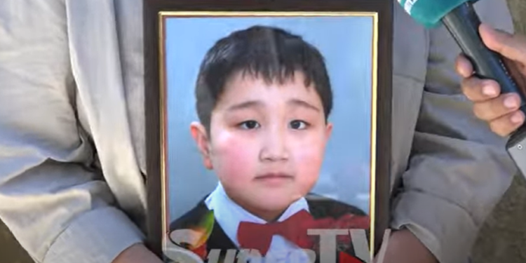 Аквапаркта чөгүп каза болгон окуучунун өлүмү боюнча материал сотко өткөрүлдү