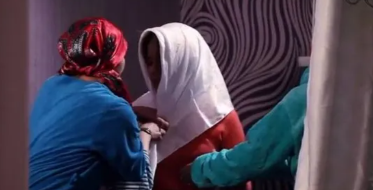 Ысык-Көлдө 16 жаштагы кызды ала качып кетишкен. Ата-энеси арыз жазуудан баш тартууда