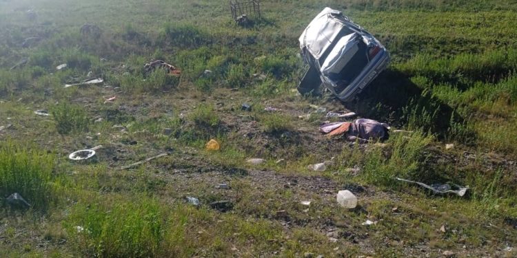 Бишкек-Ош жолунда жол кырсыгы катталган. 2 адам көз жумуп, 3 бала аман калды (сүрөт)