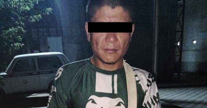 «Бычакты көкүрөк тушка шилтеген». Чүйдө автобустун ичинде бычак менен кол салууга шектүү кармалды