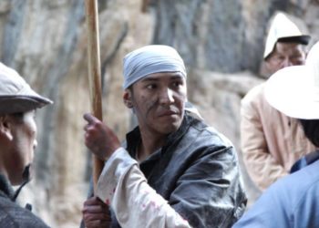 Актёр Мирлан Абдулаев Кыргызстандан кетүүнү чечти