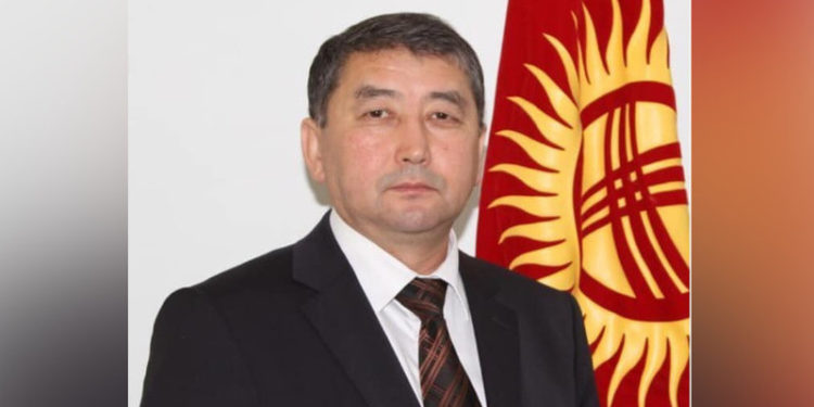 Кыргыз улуттук университетинин ректору алмашты