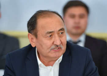 Министрлик кызматтан алынган Алымкадыр Бейшеналиев «Алтын балалыкты» жетектеди