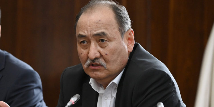 Алымкадыр Бейшеналиевдин маселеси качан чечилет? Президенттин маалымат катчысынын жообу