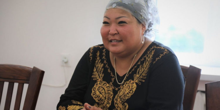 «Ынтымак» паркында жылдызы жанган Бегимай Турусбекова тасмага тартылууга сунуштар түшүп жатканын билдирди