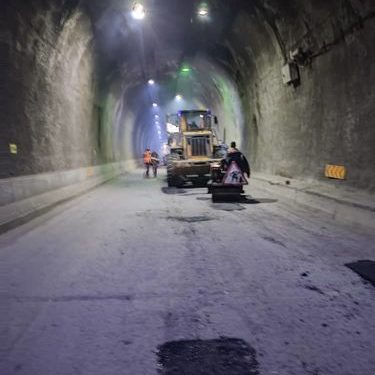 Төө-Ашуудагы туннелде оңдоо иштери аяктады. Унаалардын өтүүсүнө чектөө жок