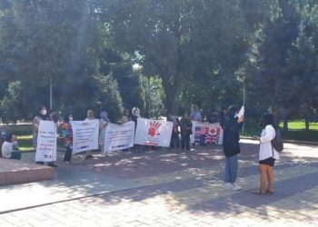 Бишкекте Ооганстандан келген качкындардын кезектеги митинги өттү