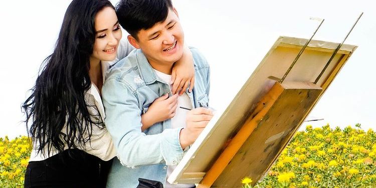 Бишкекте актриса Айгерим Саматованын кыз узатуу тою өтүүдө (видео)