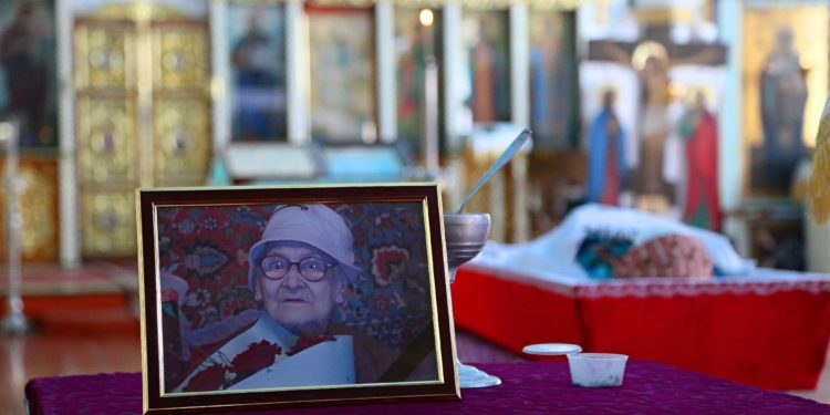 Ошто Улуу Ата Мекендик согуштун ардагери Тягунова акыркы сапарга узатылды (сүрөт)