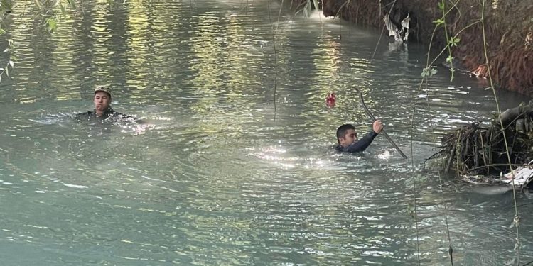 Ошто каналга түшүп кеткен 7 жаштагы баланы 65 куткаруучу издеп жатат