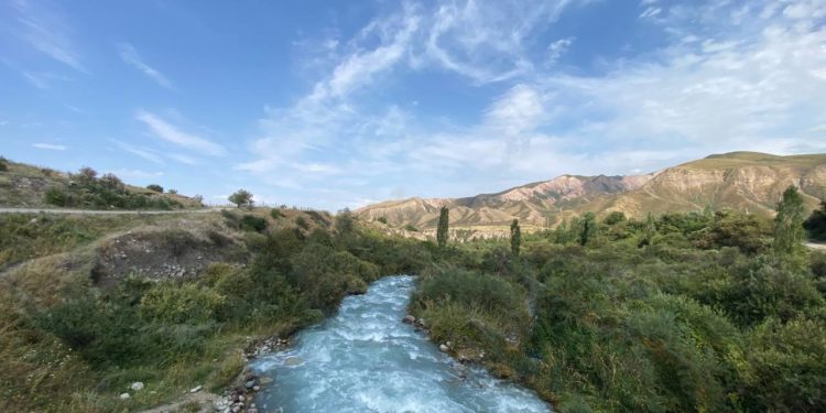 Кезектеги жаратылыш кооздугу. Министрлик Туюк капчыгайынын сүрөттөрү менен бөлүштү