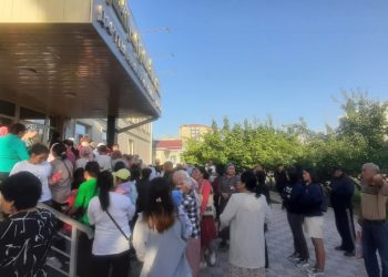 «Таң атпай толтура бейтап». Бишкектеги Эне жана баланы коргоо борборундагы кезек