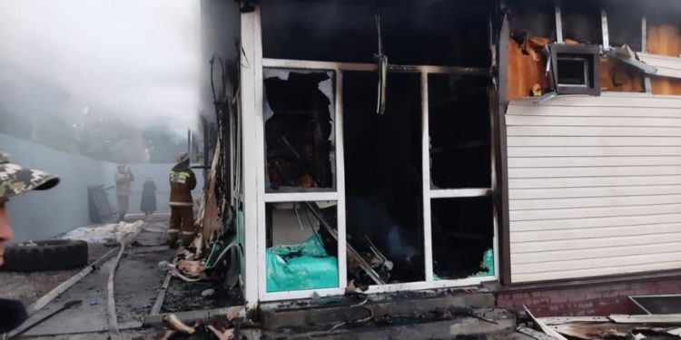 Бишкектеги тигүүчү цех өрттөндү (сүрөт)