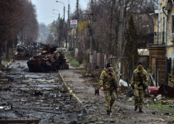 Зеленский Украинаны калыбына келтирүү үчүн канча акча кетерин айтты