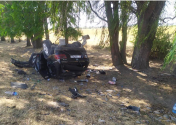 Бишкек-Торугарт жолунда жол кырсыгы катталып, 2 жигит ооруканага жеткирилди