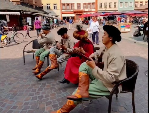 Германияда «Маш ботой» күүсү жаңырды (видео)