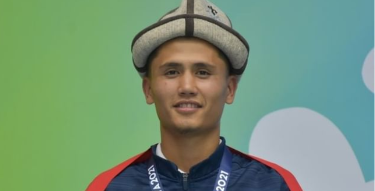 Адилет Улан уулу Ислам оюндарында күмүш медаль тагынды