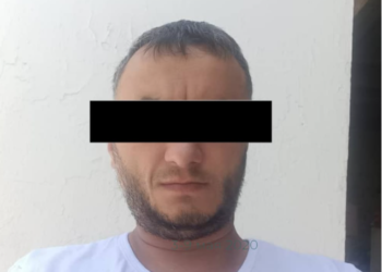 Баткенде үйүндө баңгизат камтыган өсүмдүктү өстүрүп жүргөн жаран кармалды