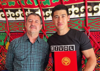Дмитрий Биволго Бишкектен эки бөлмөлүү батир белекке берилди
