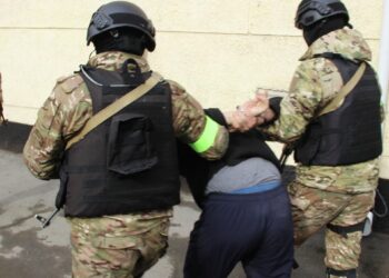 Кримтөбөл Камчы Көлбаевдин уюшкан кылмыштуу тобунун мүчөлөрү кармалды