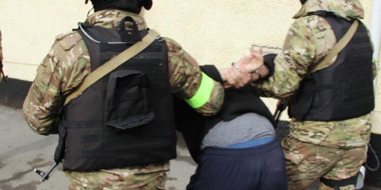 Кримтөбөл Камчы Көлбаевдин уюшкан кылмыштуу тобунун мүчөлөрү кармалды